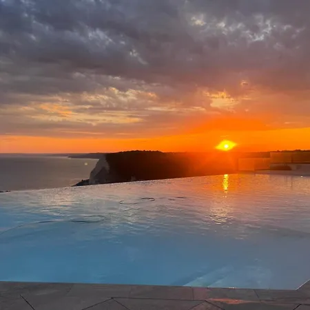 Aparthotel Calithea 3*