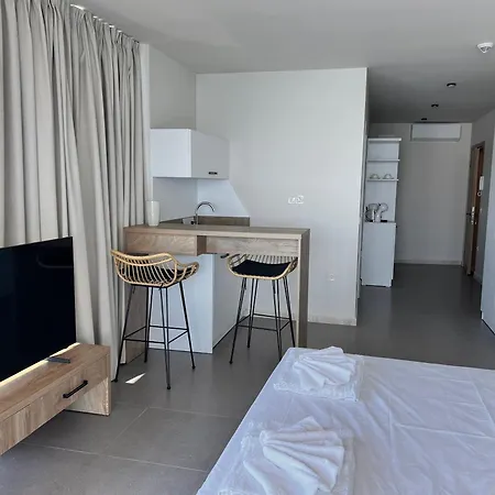 Aparthotel Calithea 3*