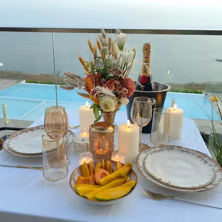 아파트호텔 Calithea 카바르나