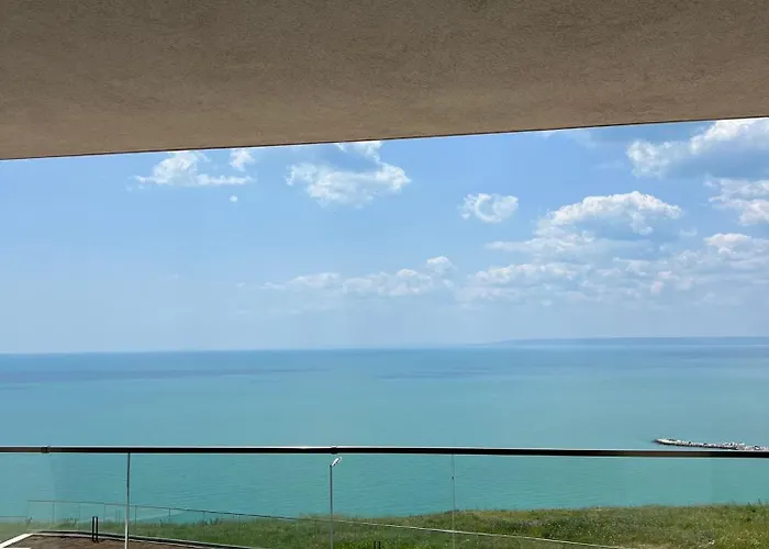 Апартхотел Calithea Каварна